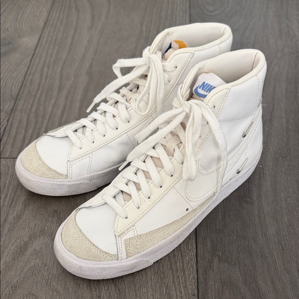 Nike Blazer Mid '77 Vintage Men's Sneaker White M 6 / W 7.5